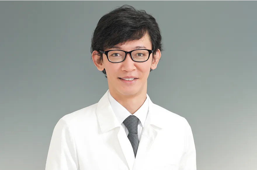 プルージュ美容クリニック 理事長 岡本 慎一